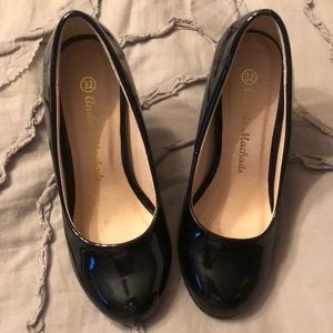 Little girls high heel shoes. Worn once